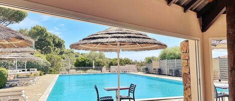 屋外プール、温水プール