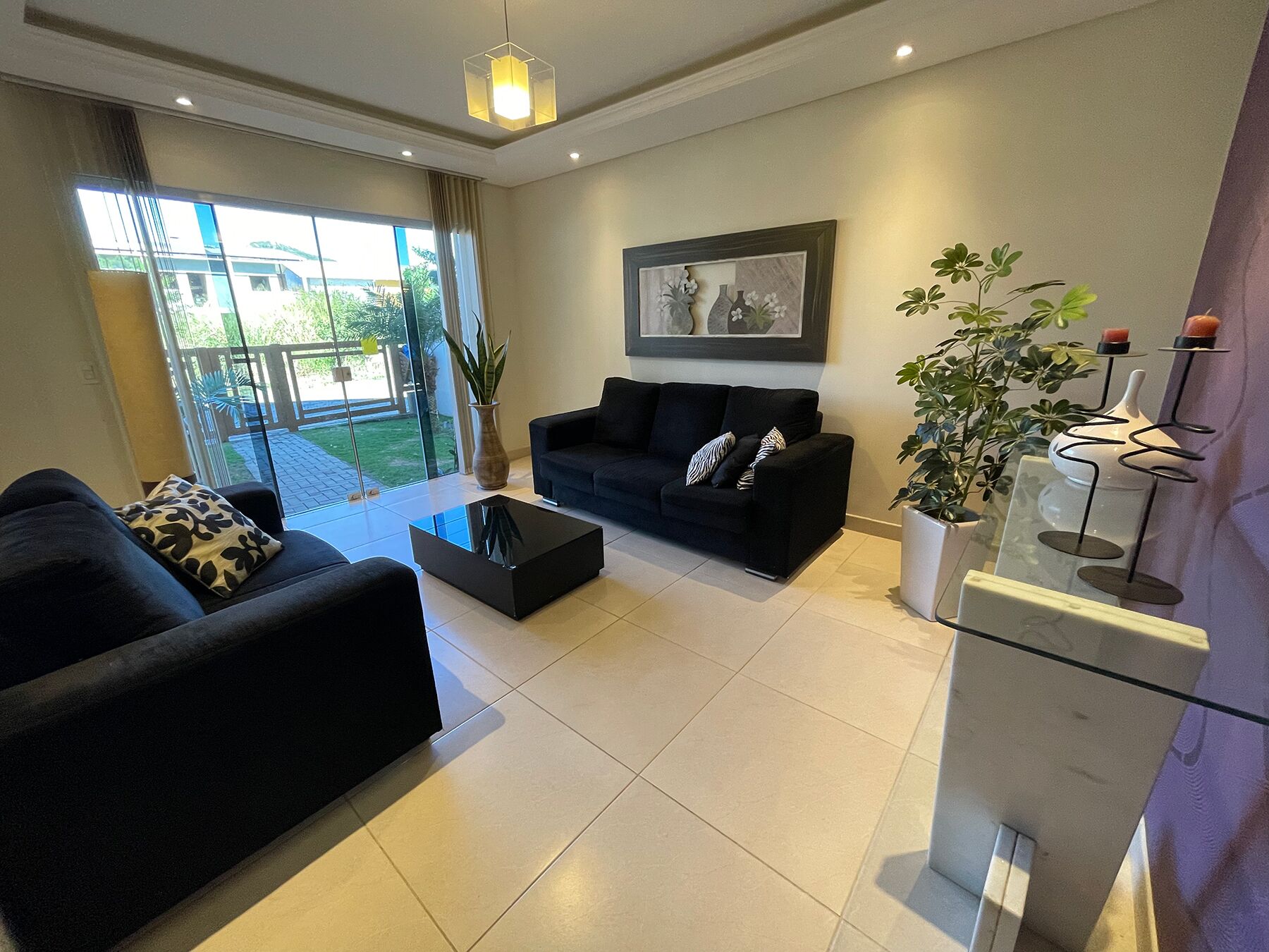 House with pool, high standard 