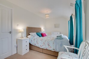 3 chambres, fer et planche à repasser, accès au Wi-Fi (inclus)