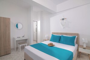 1 habitación, tabla de planchar con plancha, wifi gratis y ropa de cama 