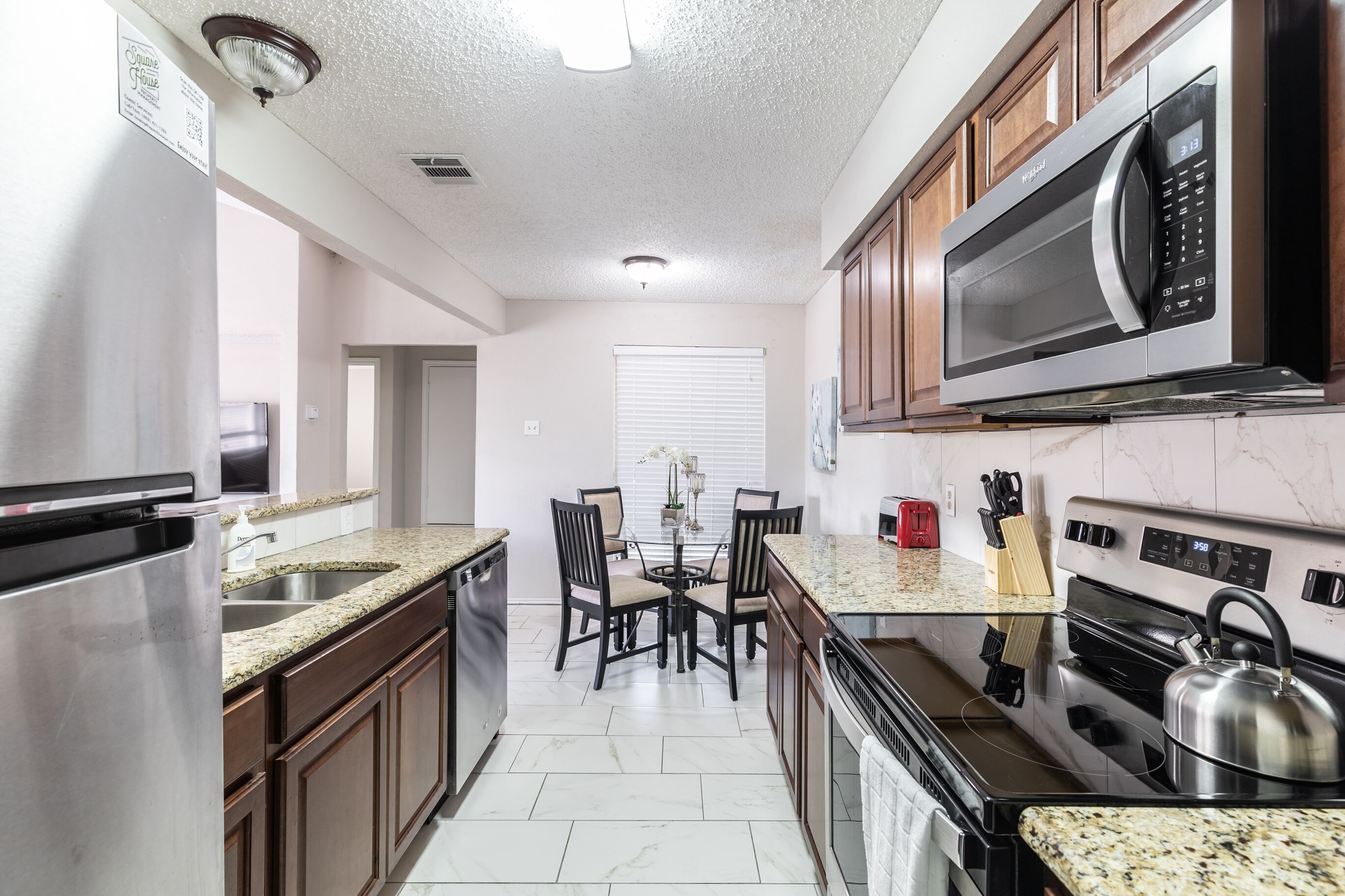 Charming Home Perfect Location - Frisco