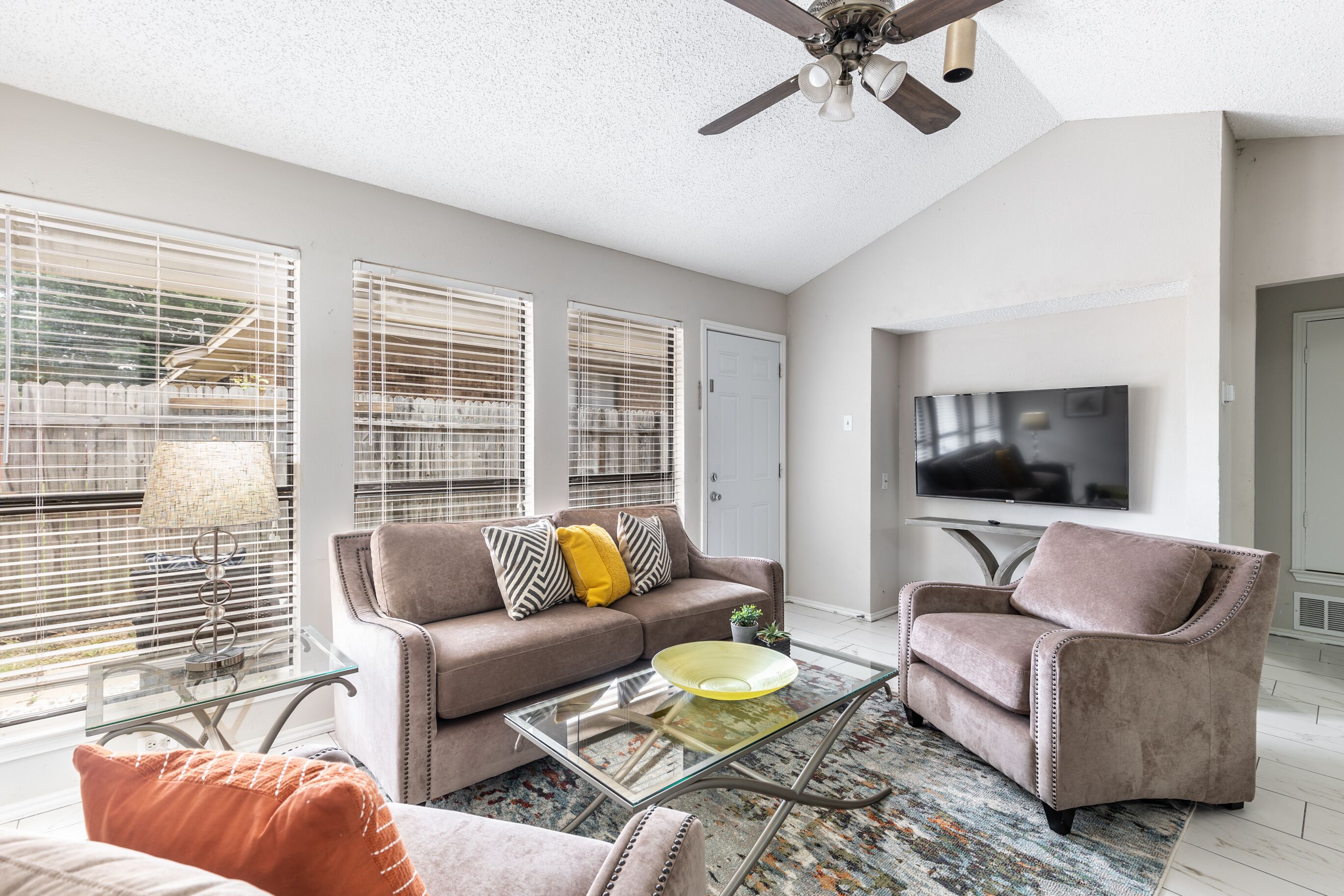 Charming Home Perfect Location - Frisco