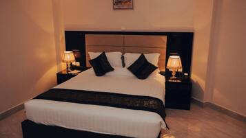 1 bedroom, desk, free WiFi, bed sheets