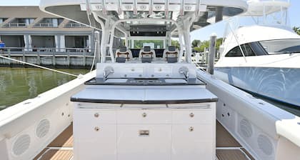 HCB 53 Suenos Luxury Yacht