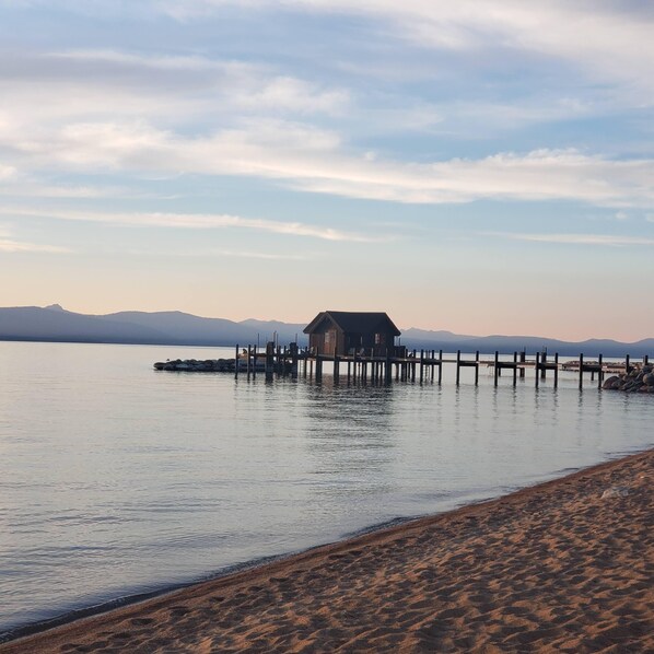 Camastros y toallas de playa 