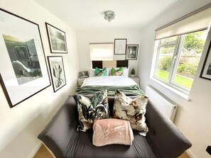 1 bedroom, free WiFi