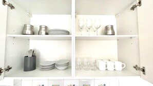 Unclassified image, 2 of 35, button - SUPER COMFY GARDEN ANNEX - Sleeps 3 (London)