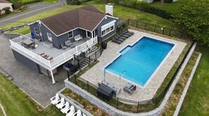 A heated pool - Charming House with Heated Pool and Multiple Water Views (Montauk)