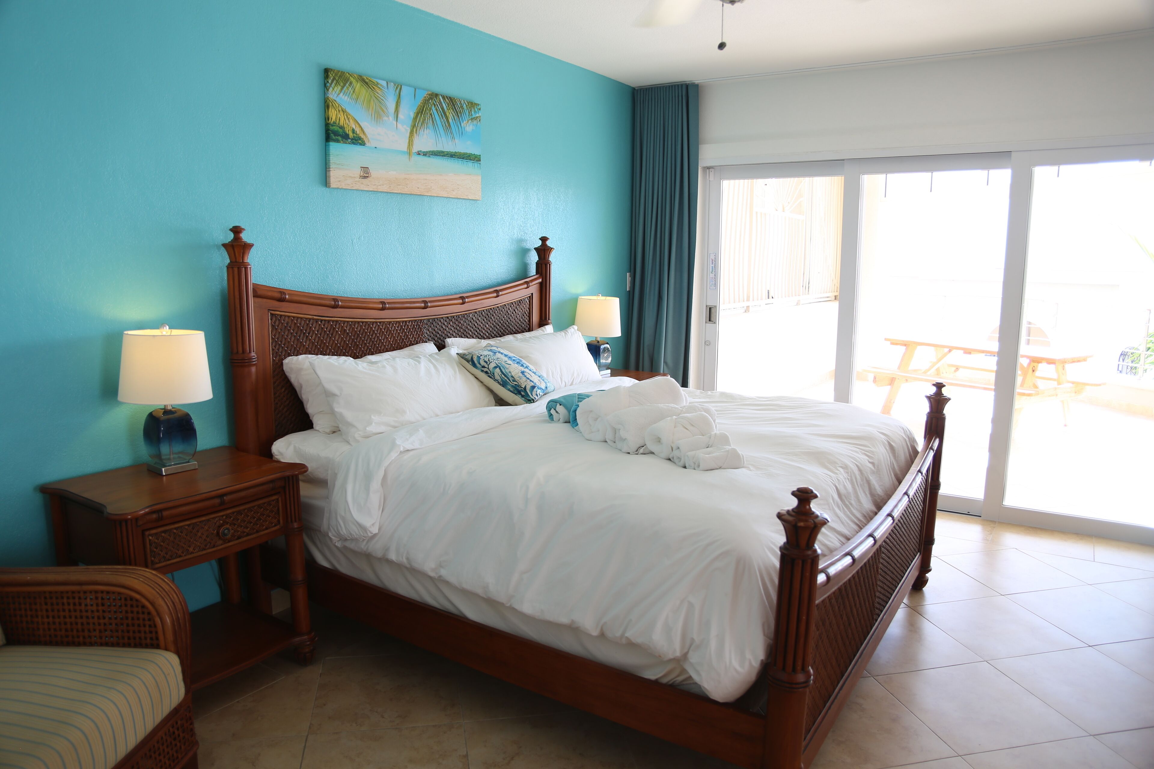 2 soverom, reiseseng for barn, wi-fi (inkludert) og sengetøy