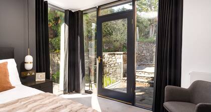 Sweden Lodge - Five Bedroom House, Sleeps 10