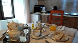 Dining - Apartment 2 (Almagro)