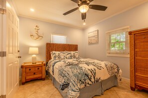 3 makuuhuonetta, silitysrauta/-lauta, ilmainen Wi-Fi, vuodevaatteet