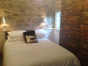 2 camere, ferro/asse da stiro, Wi-Fi gratuito, lenzuola