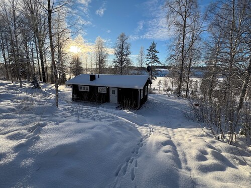 Gemütliches Ferienhaus am See in Schweden Hällefors