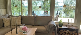 Gemütliches Ferienhaus am See in Schweden Hällefors