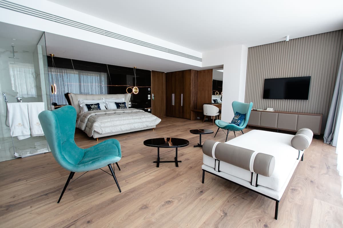 Deluxe Double Room, 1 Katil Ratu (Queen), Sea View | Peti besi dalam bilik, Wi-fi percuma