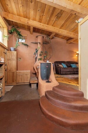 Interior - Beautiful Off-Grid Living @ Granny Flats (Spearfish)