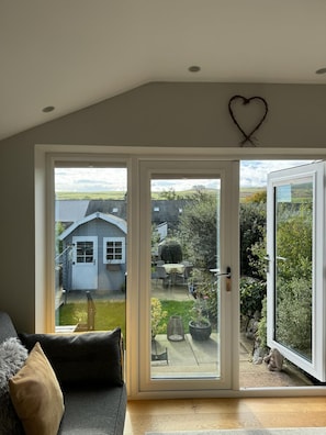 Apartment, Ensuite (Annexe) | Lounge