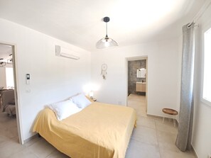 3 quartos, ferros/tábuas de passar roupa, Wi-Fi de cortesia