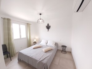 3 habitaciones, tabla de planchar con plancha y wifi gratis 