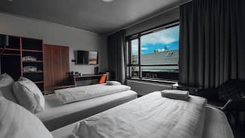 Double or Twin Room, Mobility Accessible | Laptop workspace, free WiFi, bed sheets