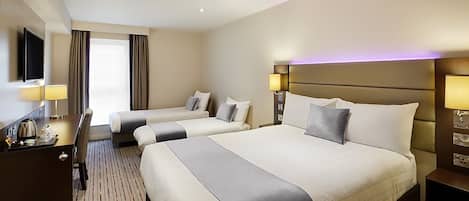 Chambre Familiale, 1 lit double, non-fumeur (with Sofabed)