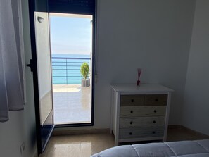 2 bedrooms, iron/ironing board