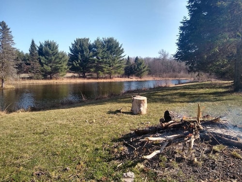 Wisconsin Dells Vacation Home -secluded property in the woods on 80 acres