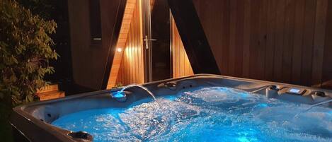 Cabin, Private Bathroom | Outdoor pool