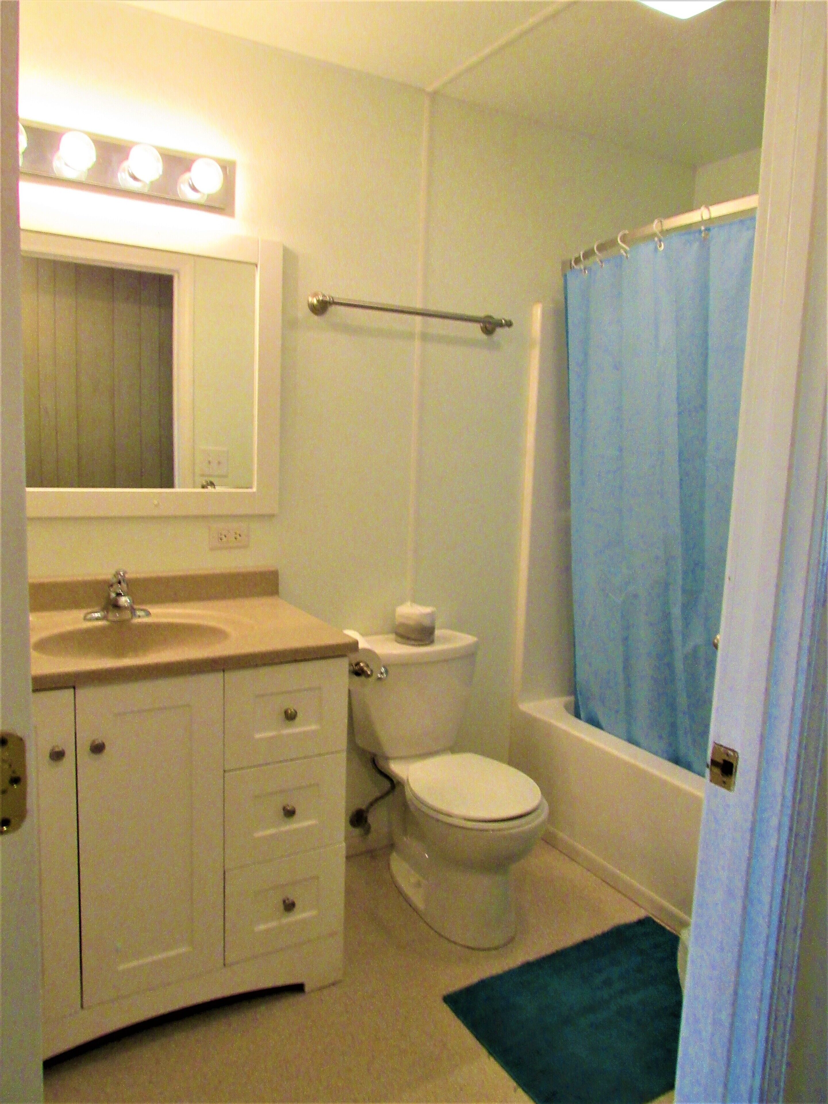 2 Bedroom Condo #19 at Kentucky Lake's  Lynnhurst Family Resort