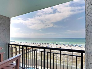 Property grounds - Fort Walton Beach Condo with Beachfront Balcony, Views of The Gulf of Mexico, an (Fort Walton Beach)