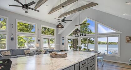Rusted Anchor · 7 bedroom gem in Sister Lakes