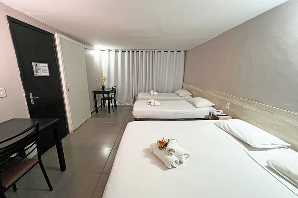 Quarto triplo econômico | Frigobar, Wi-Fi de cortesia, roupa de cama