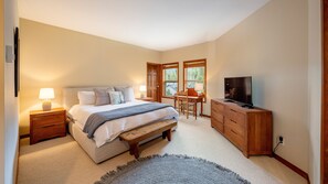 3 Schlafzimmer, Bügeleisen/Bügelbrett, WLAN, Bettwäsche