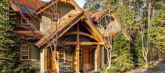 Ski-In/Ski-Out | Mountain Views | Private Hot Tub | 2BR + Den | Managed by Aloha Whistler