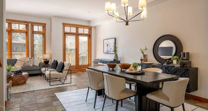 True SKI IN/OUT | Updated 3.5BR | Hot Tub | Garage | Managed By Aloha Whistler
