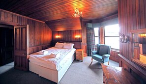 2 chambres, fer et planche à repasser, accès Internet, draps fournis