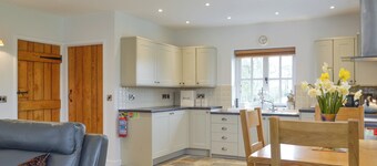 3 bedroom accommodation in Tregaron