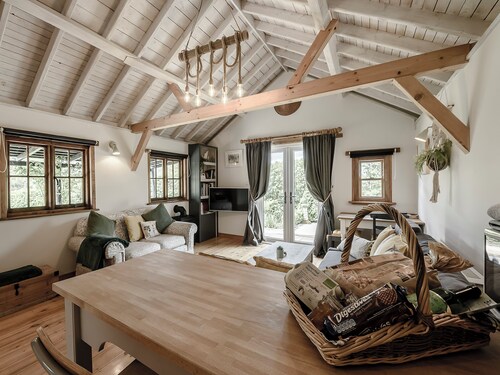1 chambres à coucher à Ashford