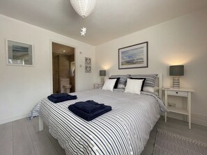 2 habitaciones, wifi gratis y ropa de cama 