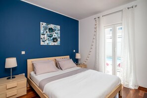 2 bedrooms, iron/ironing board, Internet, bed sheets