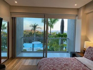 3 室のベッドルーム、アイロン / アイロン台、WiFi、ベッドシーツ