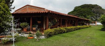 Beautiful Heavenly Country House