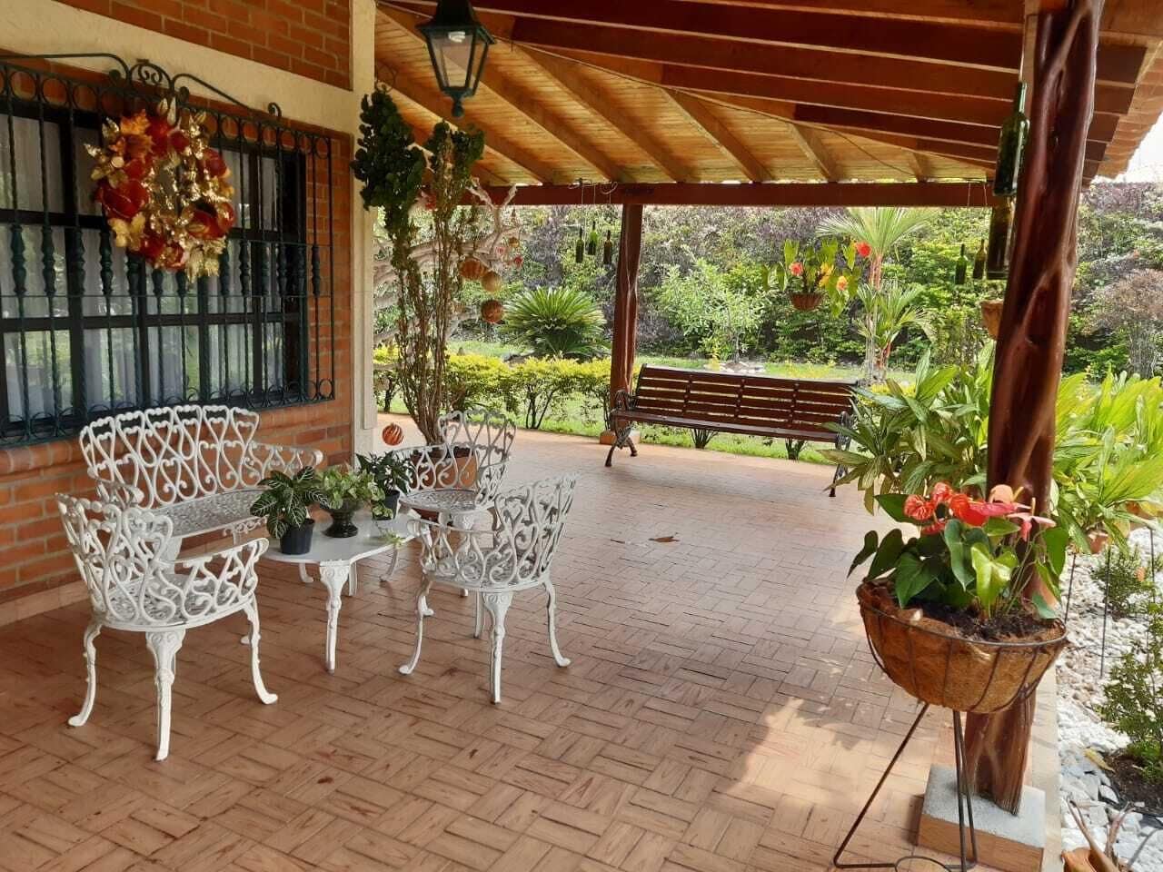 Beautiful Heavenly Country House