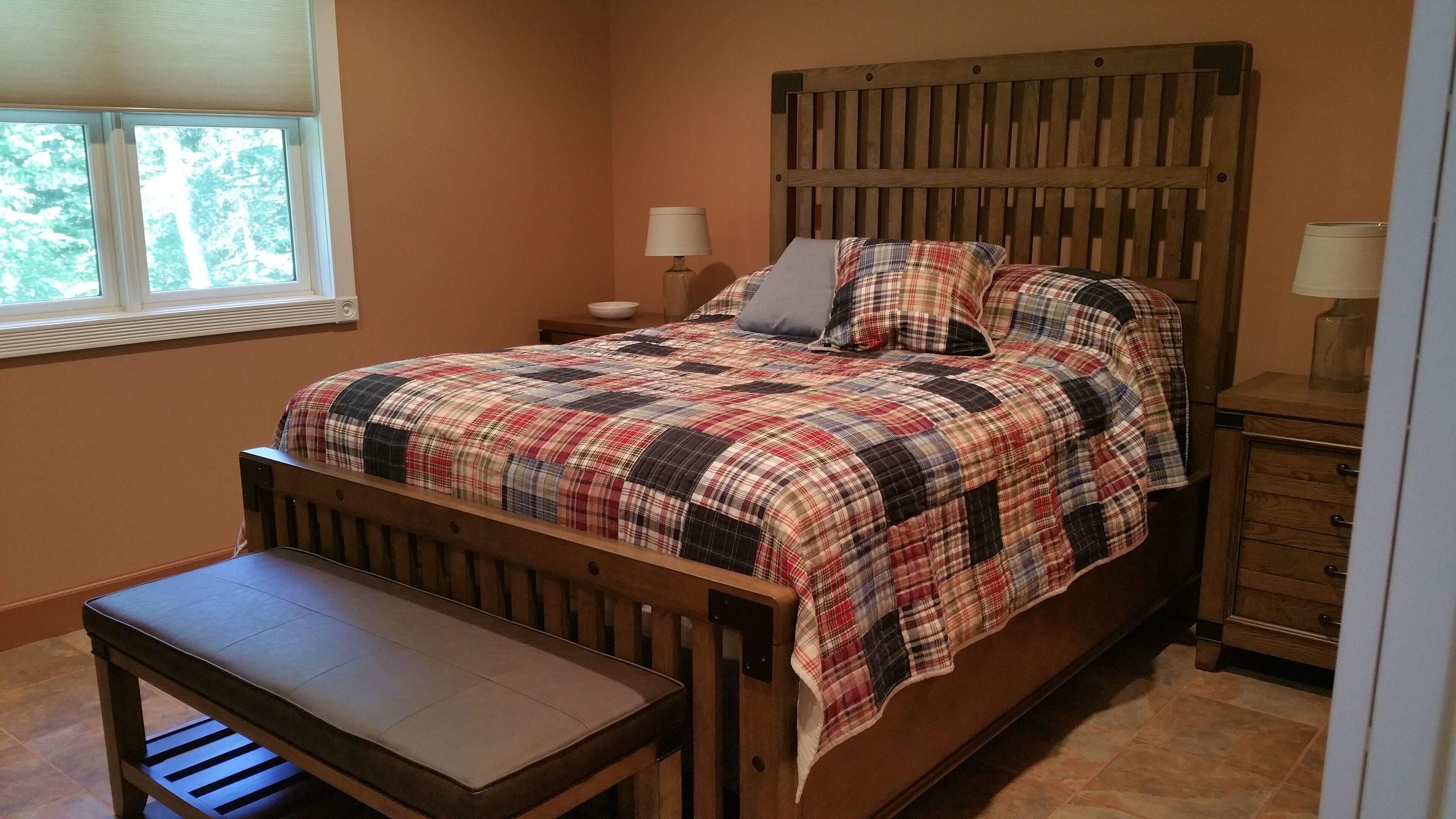 Two bedroom cottage near beautiful Herbster beach.