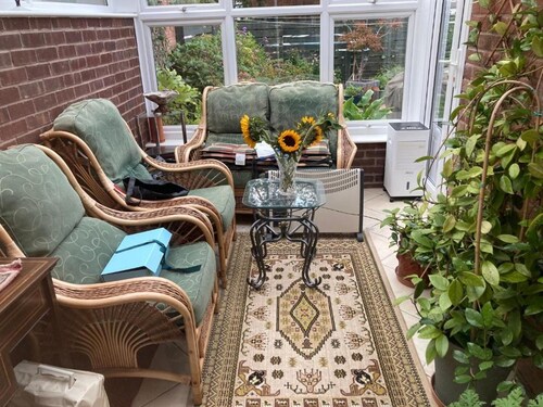 Professional Bed & Breakfast en-suite double rooms £80 per night per room.