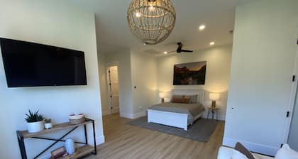 Brand New! | Quiet & Secluded | Close to Southern Utah adventures and beauty