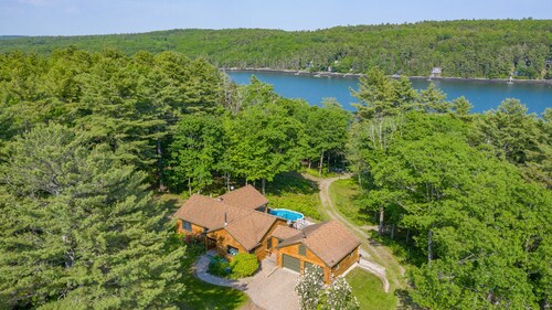 Make Shimmering River Retreat your Maine Coastal getaway!