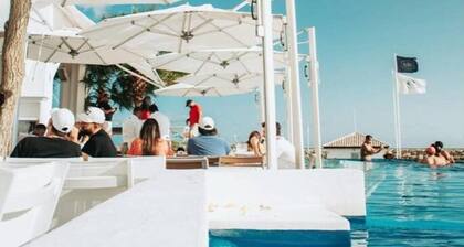 Chic luxury condo at Los Altos Casa de Campo