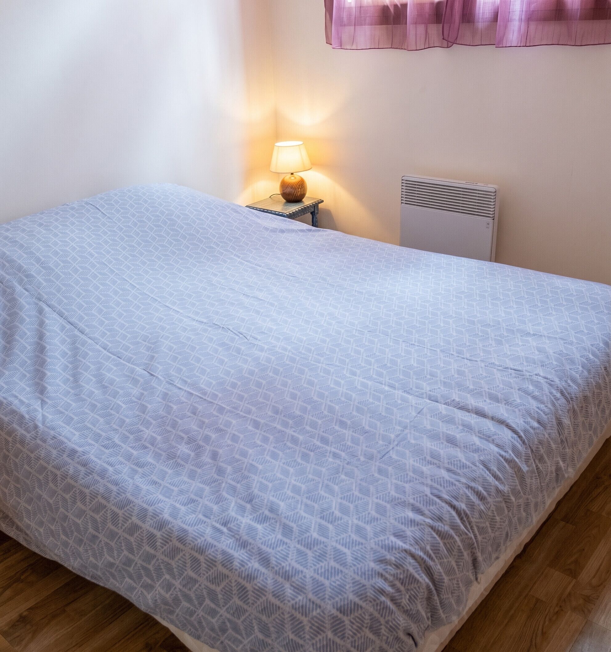 2 bedrooms, iron/ironing board, travel cot, bed sheets